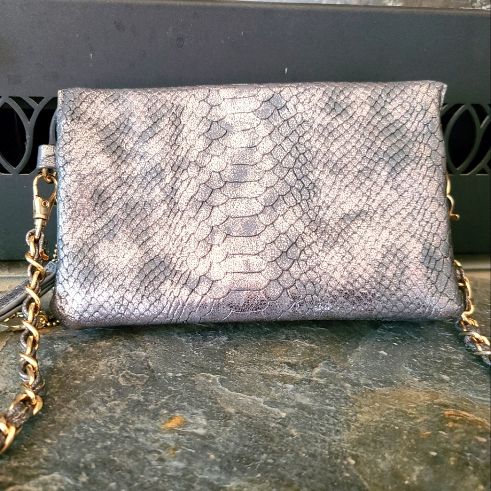 Big Buddha Silver Snake Skin Crossbody Rodeo Clutch Purse Small good for travel